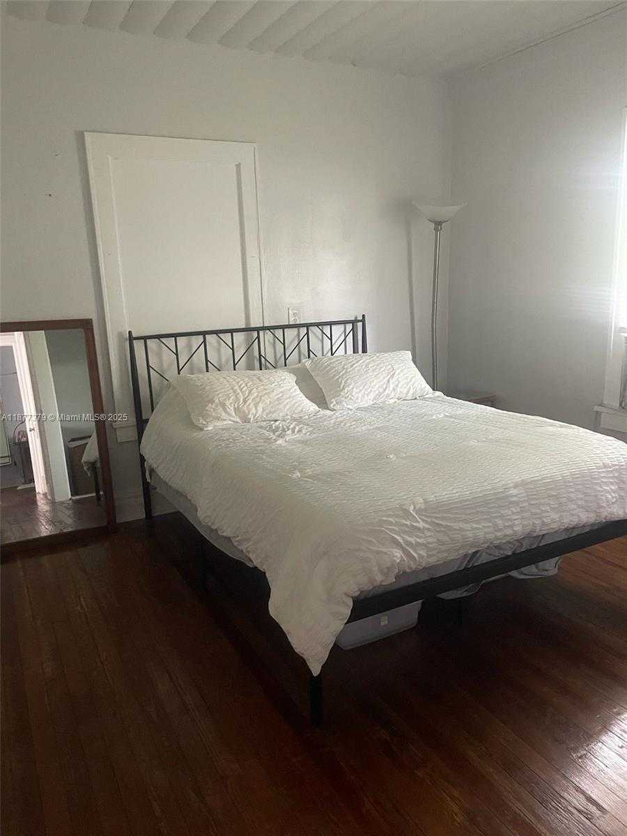 Small Image of 1041 NORTH EAST 35TH ST, Oakland Park Number 26