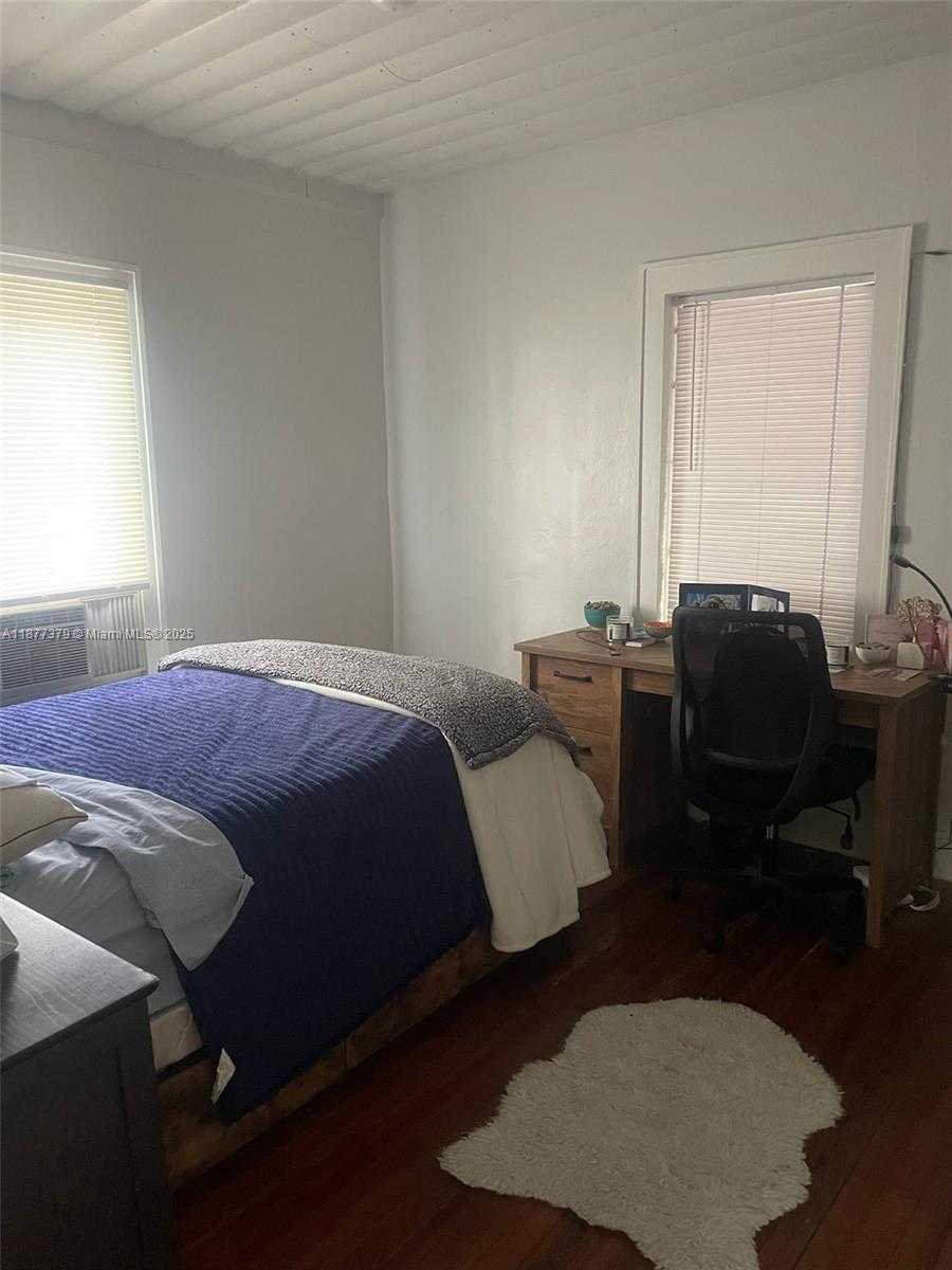 Small Image of 1041 NORTH EAST 35TH ST, Oakland Park Number 27