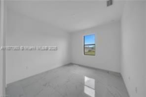 Small Image of 928 HEPBURN AVE, Lehigh Acres Number 26