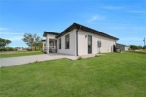 Small Image of 928 HEPBURN AVE, Lehigh Acres Number 34