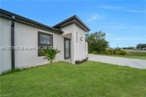 Small Image of 928 HEPBURN AVE, Lehigh Acres Number 36