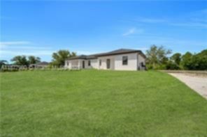 Small Image of 928 HEPBURN AVE, Lehigh Acres Number 5