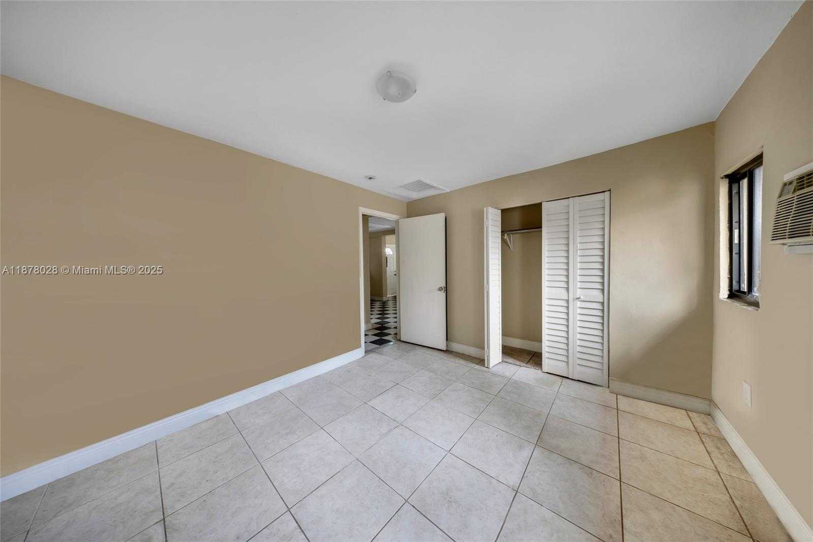 Small Image of 227 NORTH WEST 17TH AVE, Miami Number 6