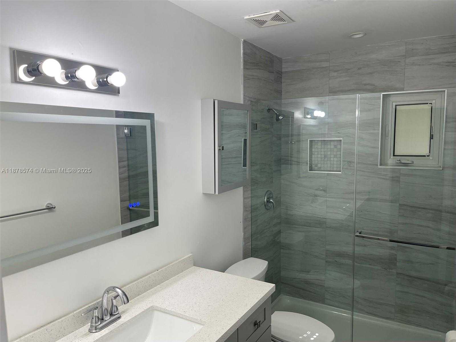 Small Image of 105 NORTH EAST 30TH CT #1 & 2 #2, Wilton Manors Number 19