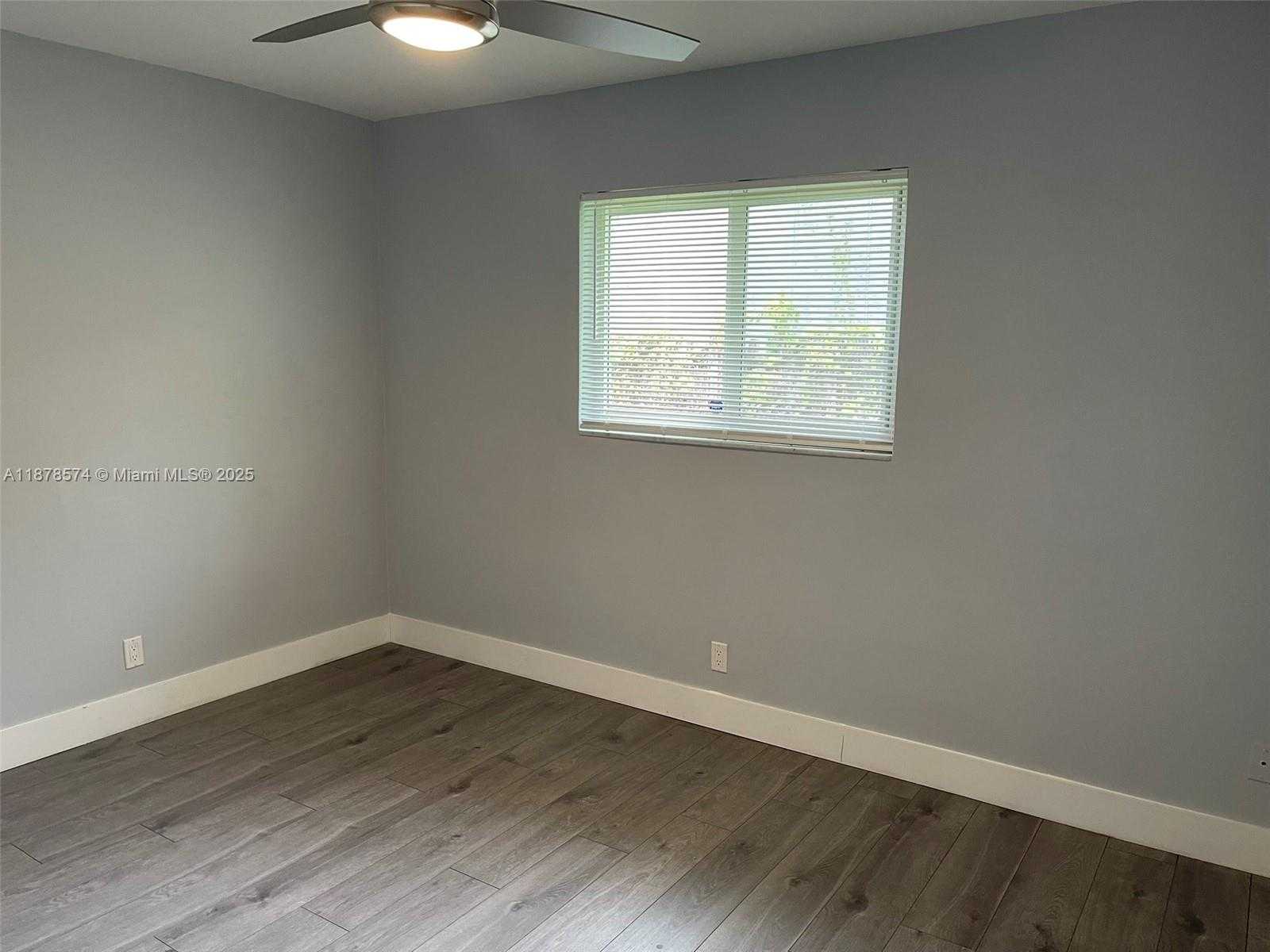 Small Image of 105 NORTH EAST 30TH CT #1 & 2 #2, Wilton Manors Number 20