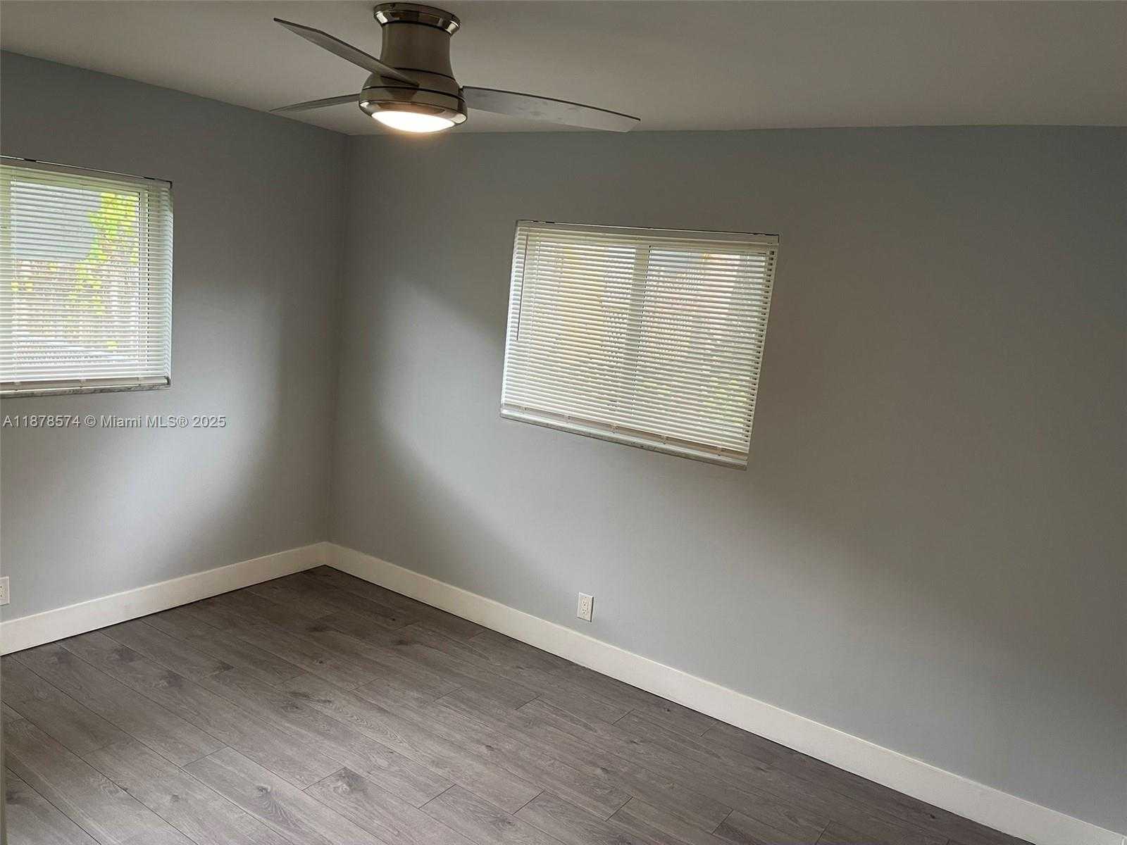 Small Image of 105 NORTH EAST 30TH CT #1 & 2 #2, Wilton Manors Number 21