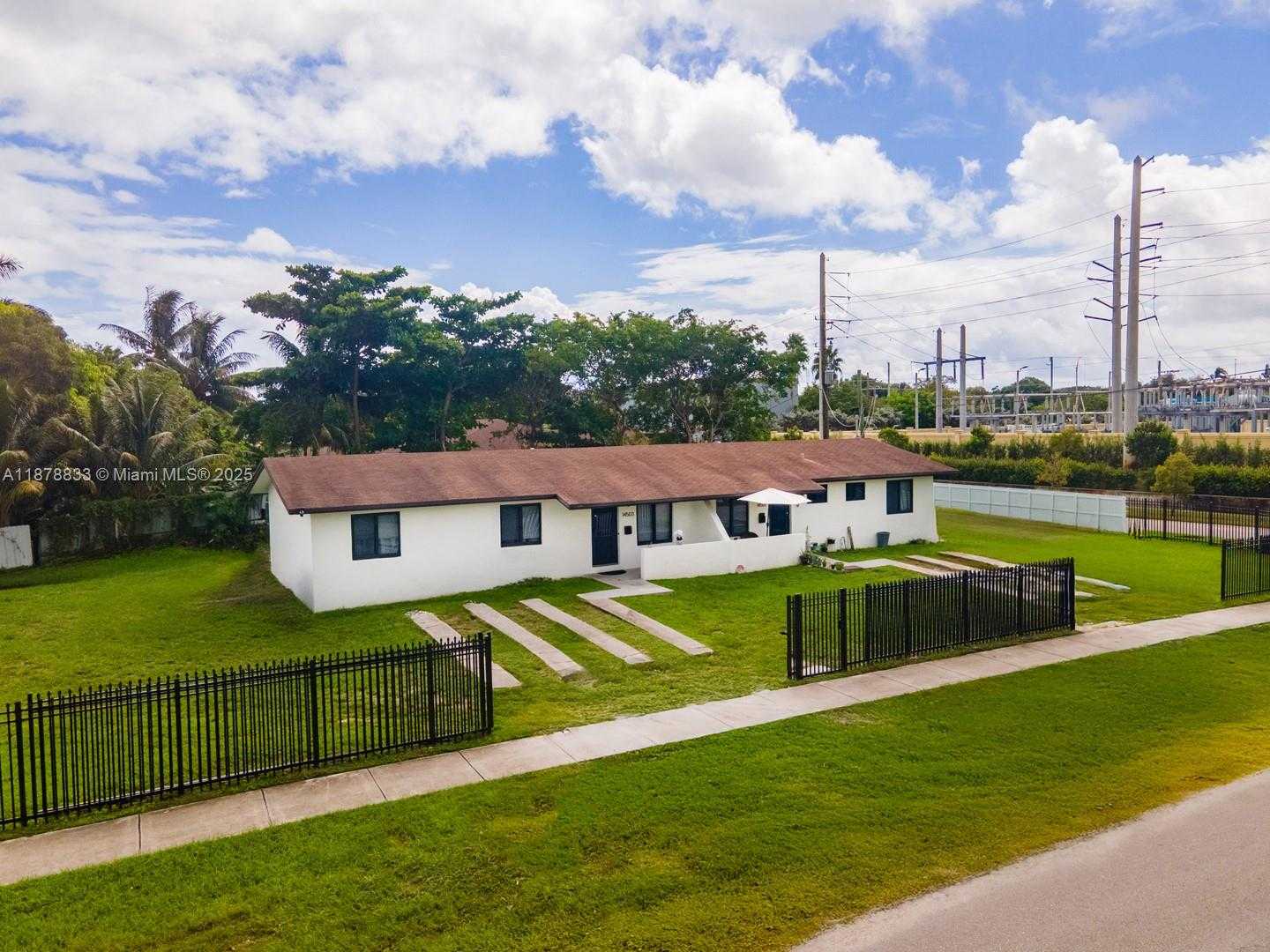Small Image of 14501 NORTH EAST 14TH AVE, Miami Number 14