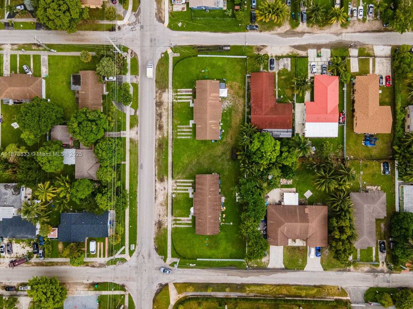 Small Image of 14501 NORTH EAST 14TH AVE, Miami Number 29