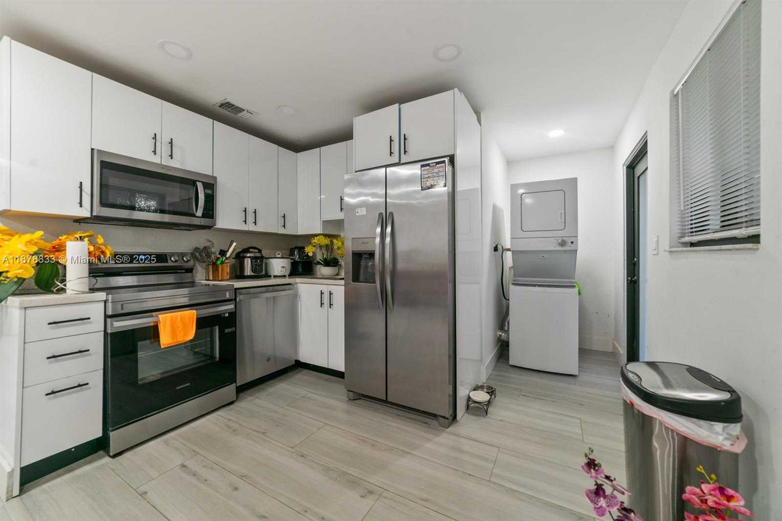 Small Image of 14501 NORTH EAST 14TH AVE, Miami Number 7