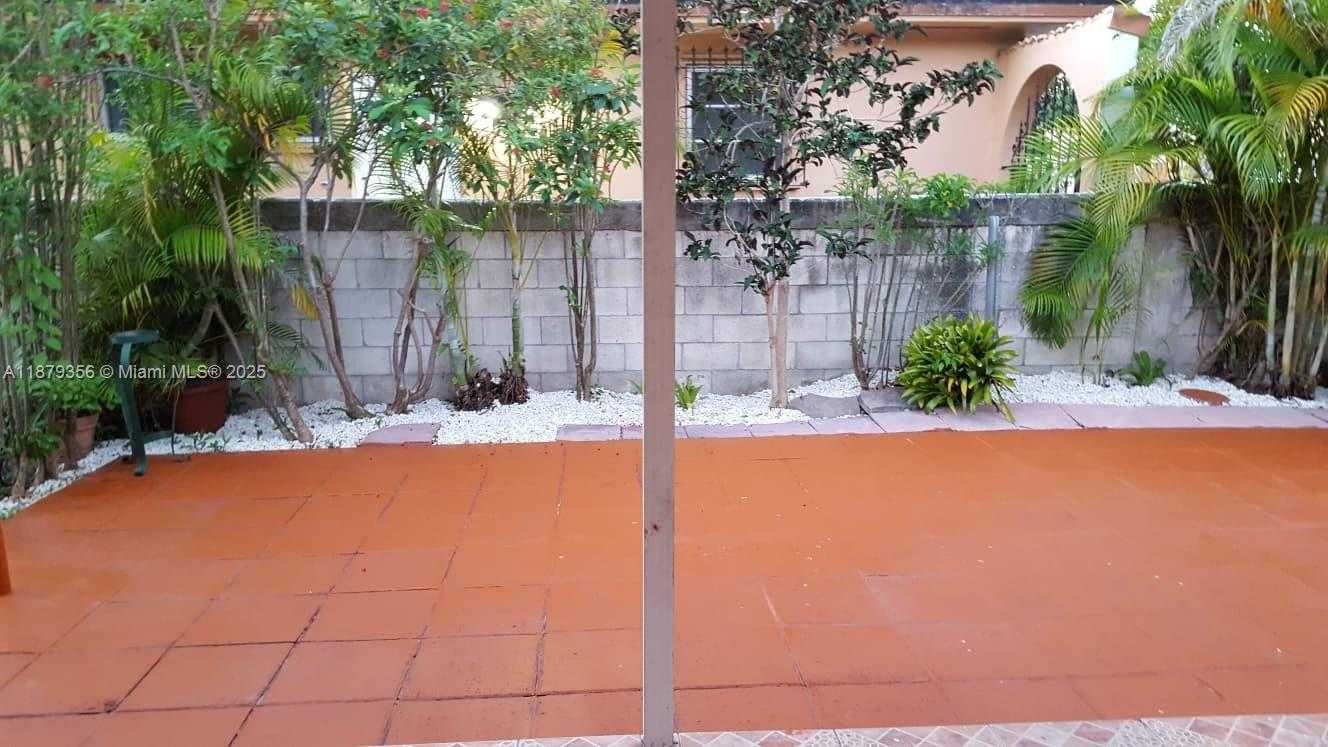 Small Image of 2915 SOUTH WEST 4TH ST #2, Miami Number 12
