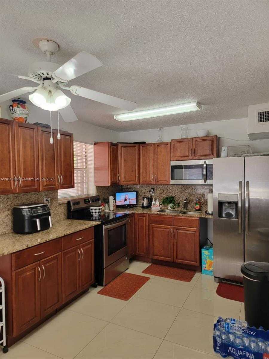 Small Image of 2915 SOUTH WEST 4TH ST #2, Miami Number 2