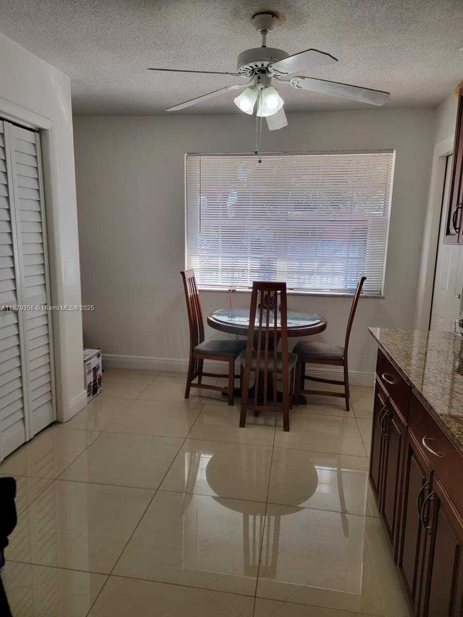 Small Image of 2915 SOUTH WEST 4TH ST #2, Miami Number 3
