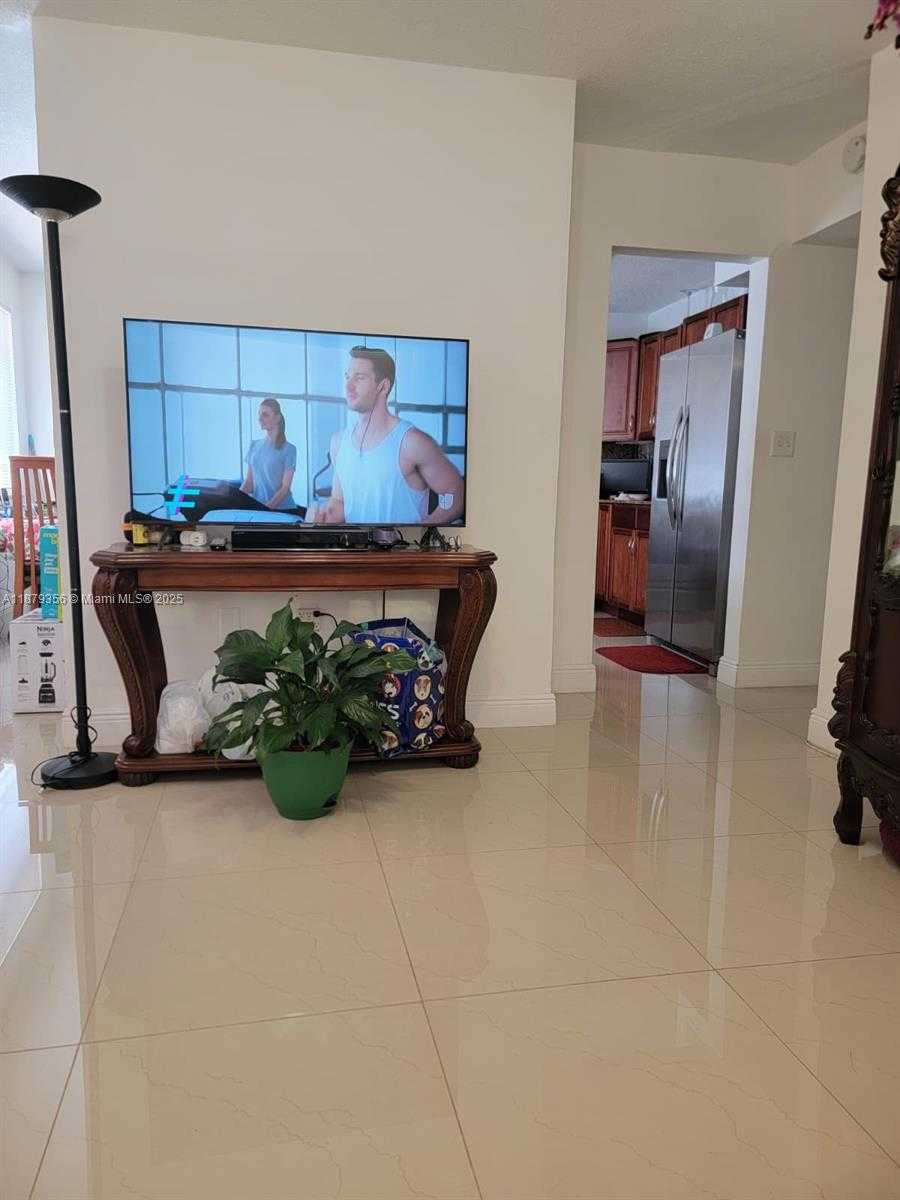 Small Image of 2915 SOUTH WEST 4TH ST #2, Miami Number 4