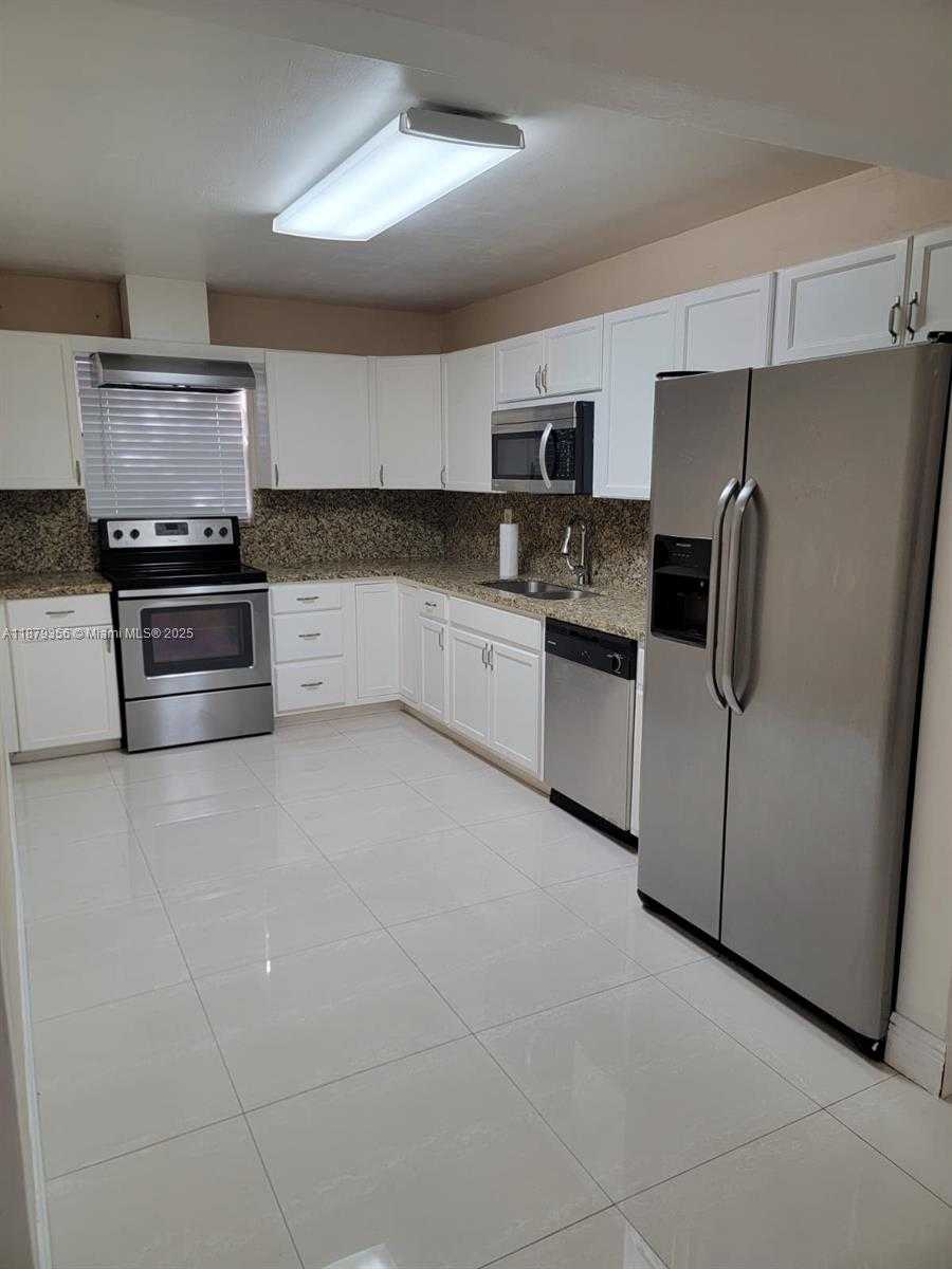 Small Image of 2915 SOUTH WEST 4TH ST #2, Miami Number 8