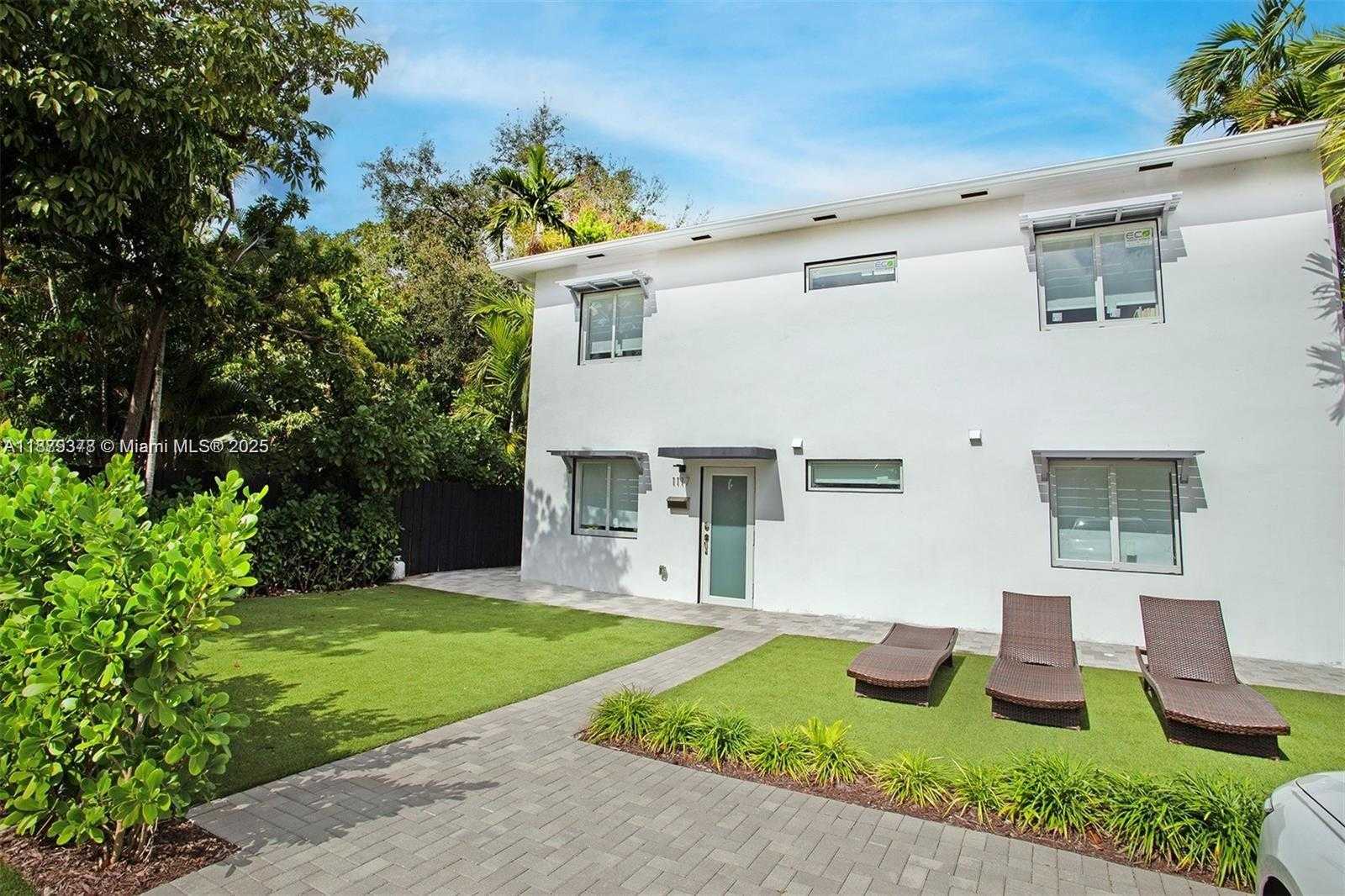 Small Image of 1117 SOUTH WEST 13TH ST, Miami Number 3