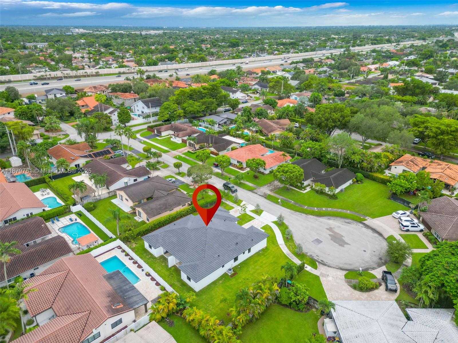 Small Image of Miami Number 73