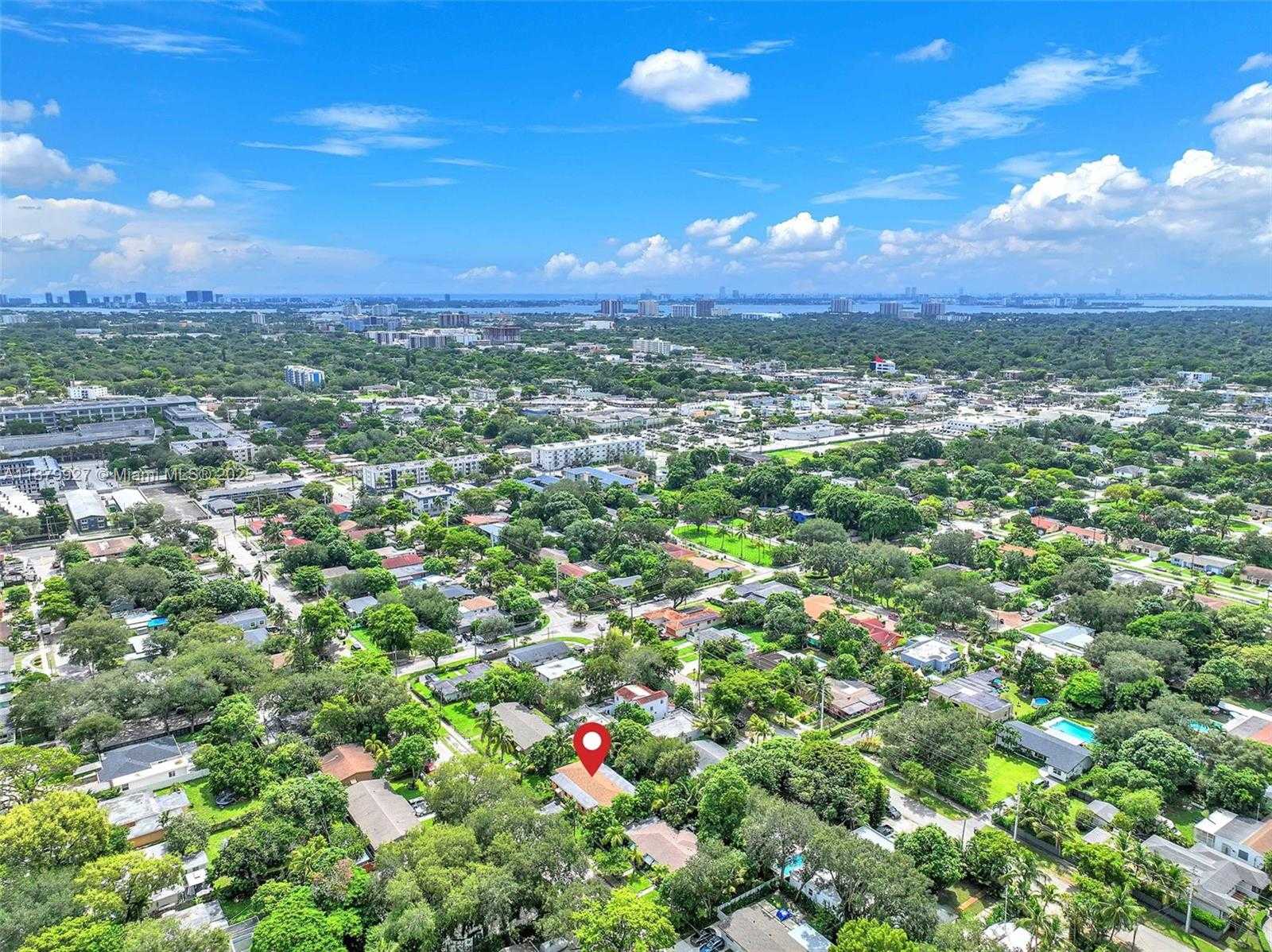 Small Image of 460 NORTH EAST 132ND ST, North Miami Number 11