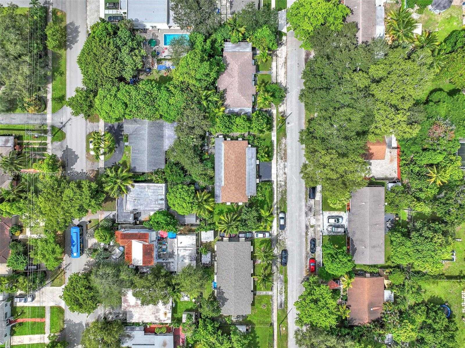 Small Image of 460 NORTH EAST 132ND ST, North Miami Number 12