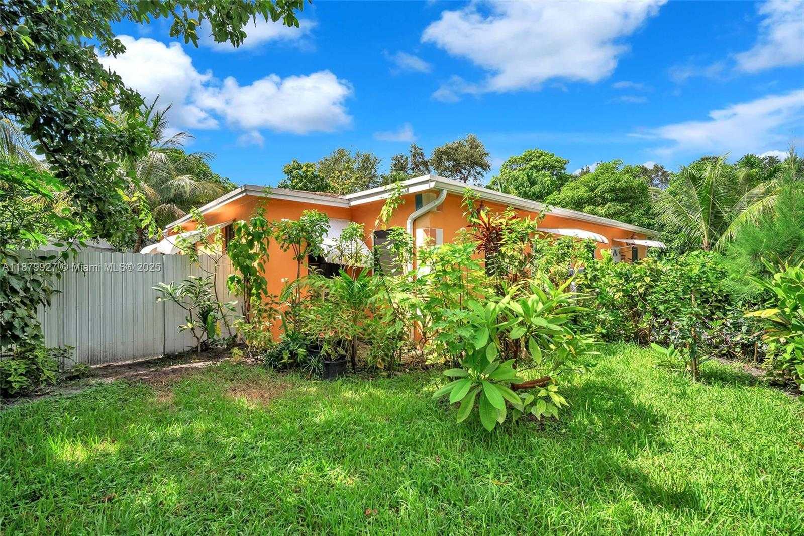 Small Image of 460 NORTH EAST 132ND ST, North Miami Number 51