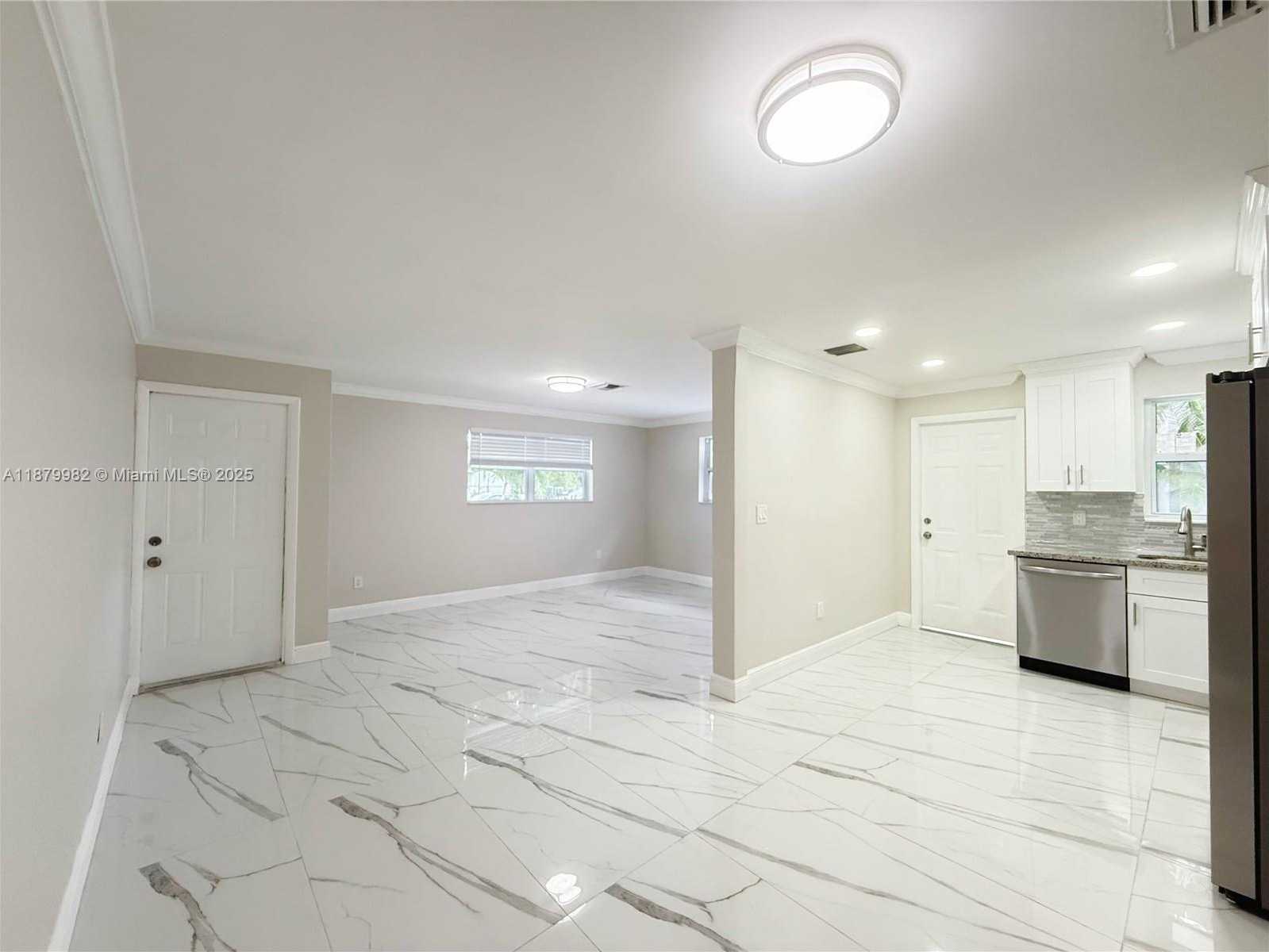 Small Image of 1666 SOUTH WEST 9TH ST, Miami Number 3