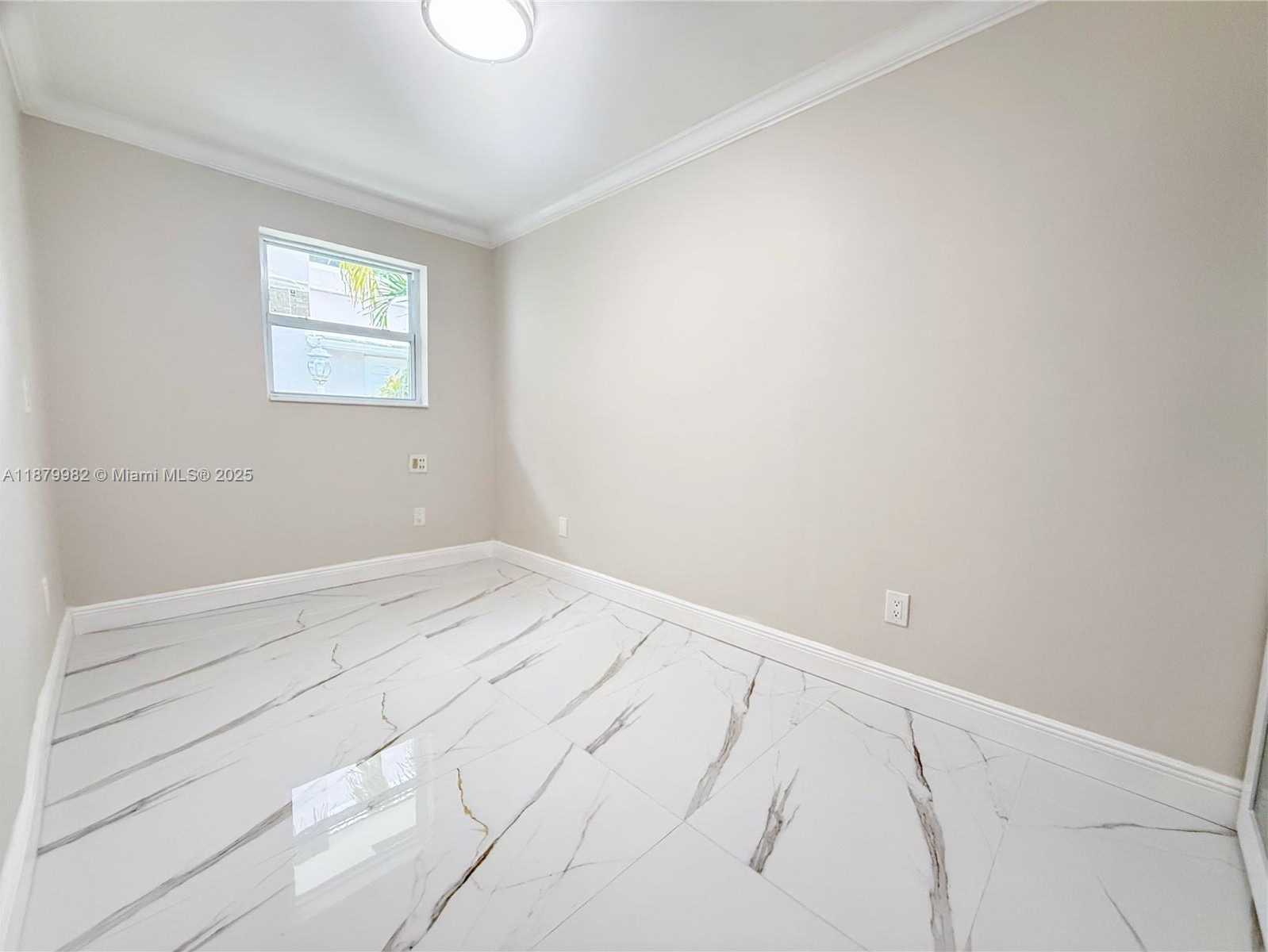 Small Image of 1666 SOUTH WEST 9TH ST, Miami Number 7