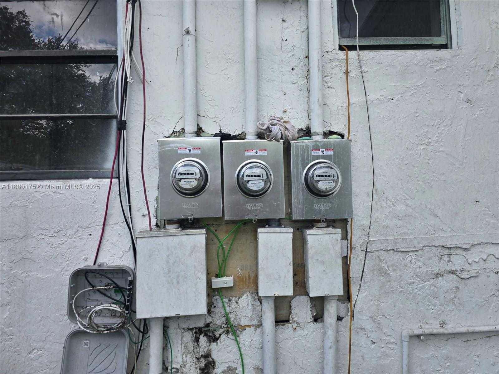 Small Image of 1817 NORTH WEST 90TH ST #3, Miami Number 9