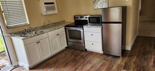 Small Image of 138 NORTH EAST 13TH AVE, Pompano Beach Number 65