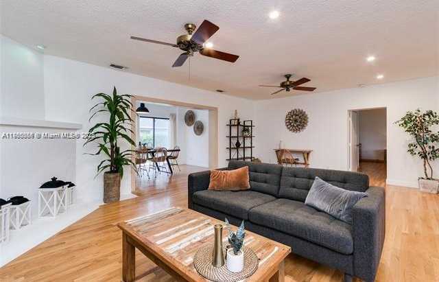 Small Image of 138 NORTH EAST 13TH AVE, Pompano Beach Number 9