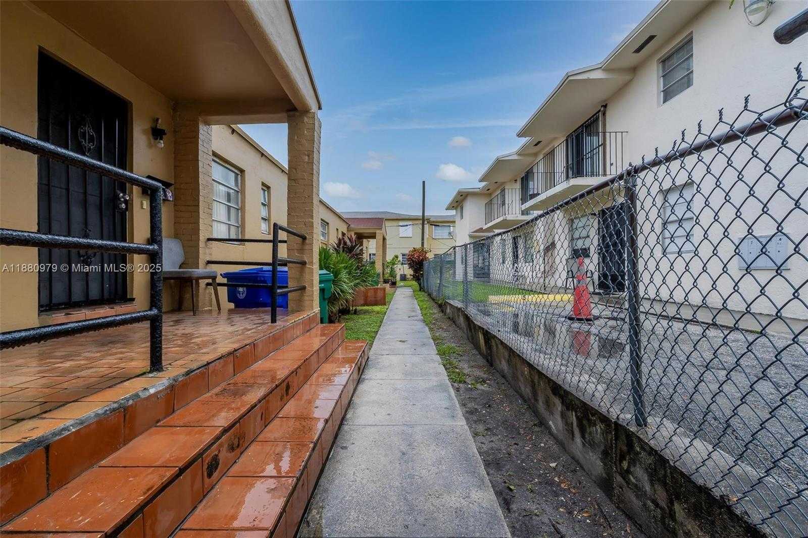 Small Image of 1345 SOUTH WEST 7TH ST #4, Miami Number 20