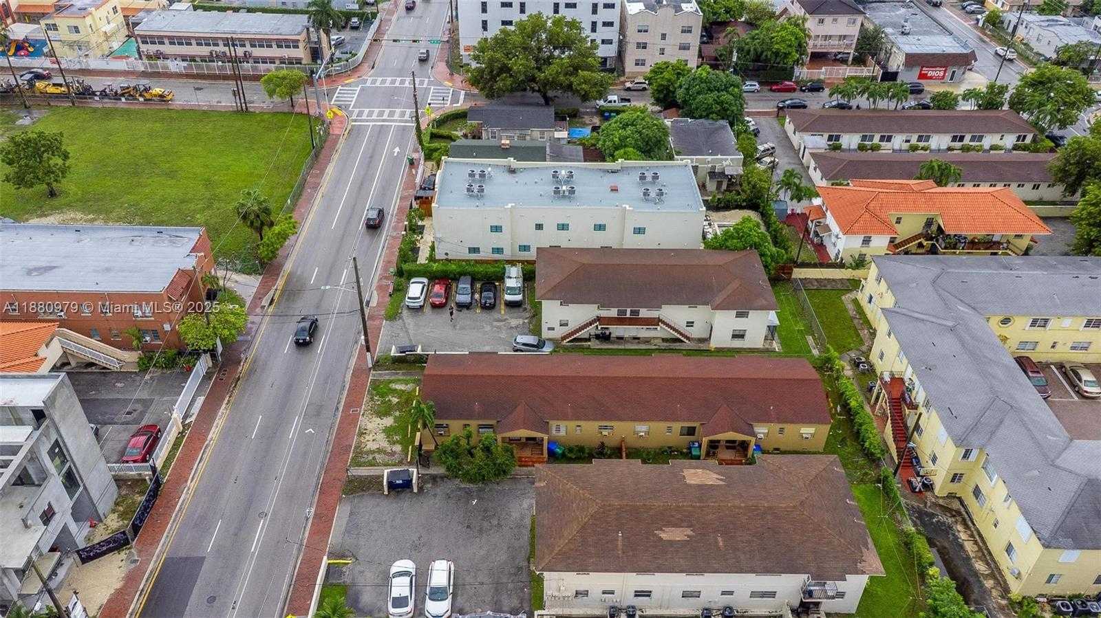 Small Image of 1345 SOUTH WEST 7TH ST #4, Miami Number 32