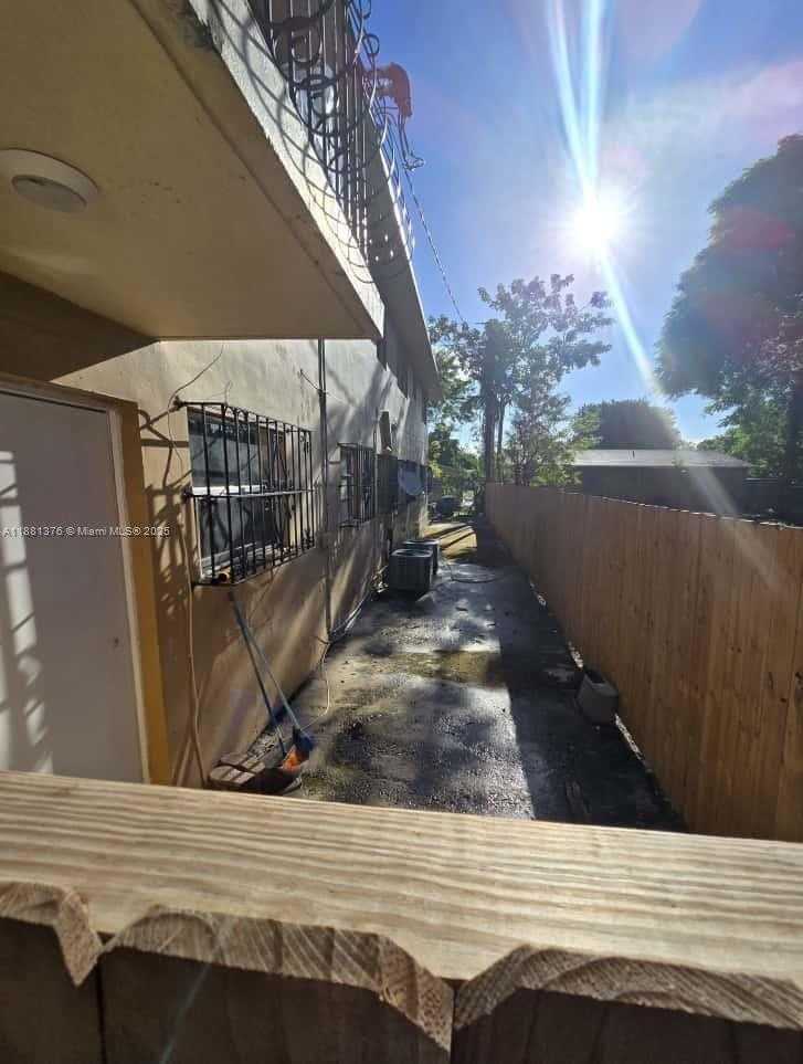 Small Image of 2835 NORTH WEST 22ND AVE #4, Miami Number 12