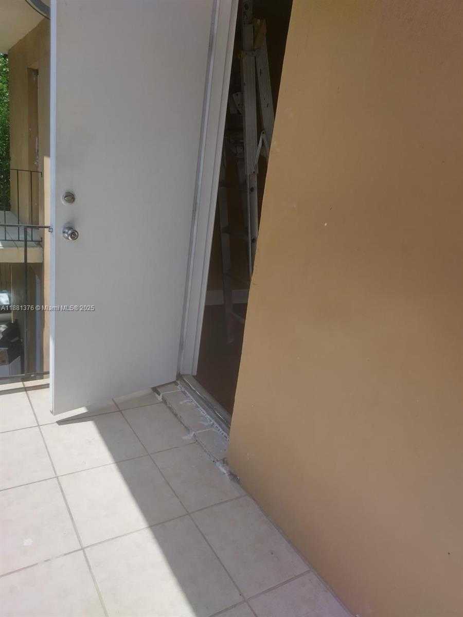 Small Image of 2835 NORTH WEST 22ND AVE #4, Miami Number 20