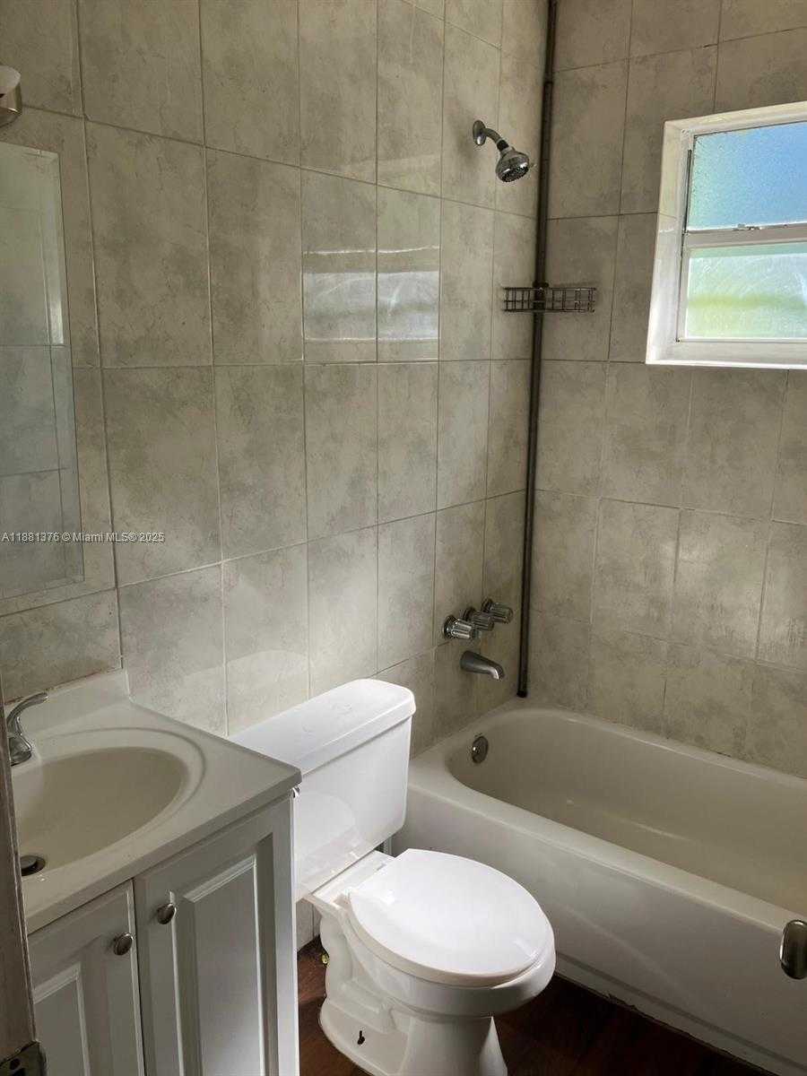 Small Image of 2835 NORTH WEST 22ND AVE #4, Miami Number 28