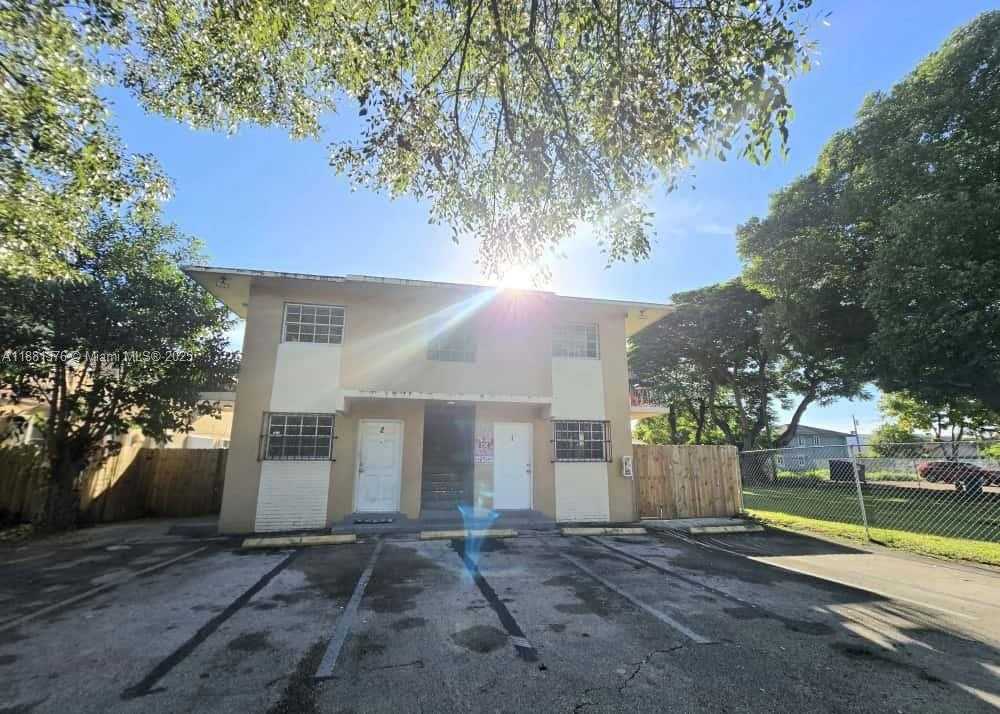 Small Image of 2835 NORTH WEST 22ND AVE #4, Miami Number 3