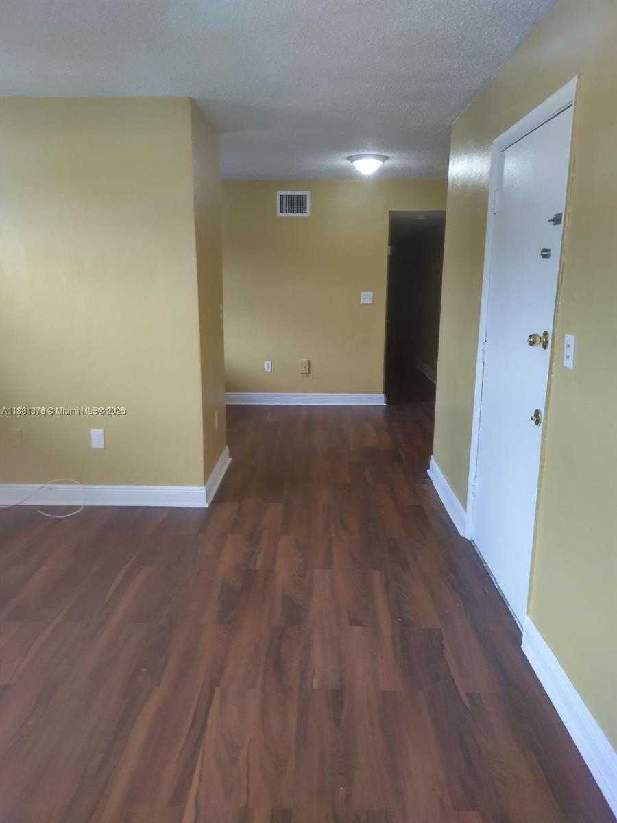 Small Image of 2835 NORTH WEST 22ND AVE #4, Miami Number 32