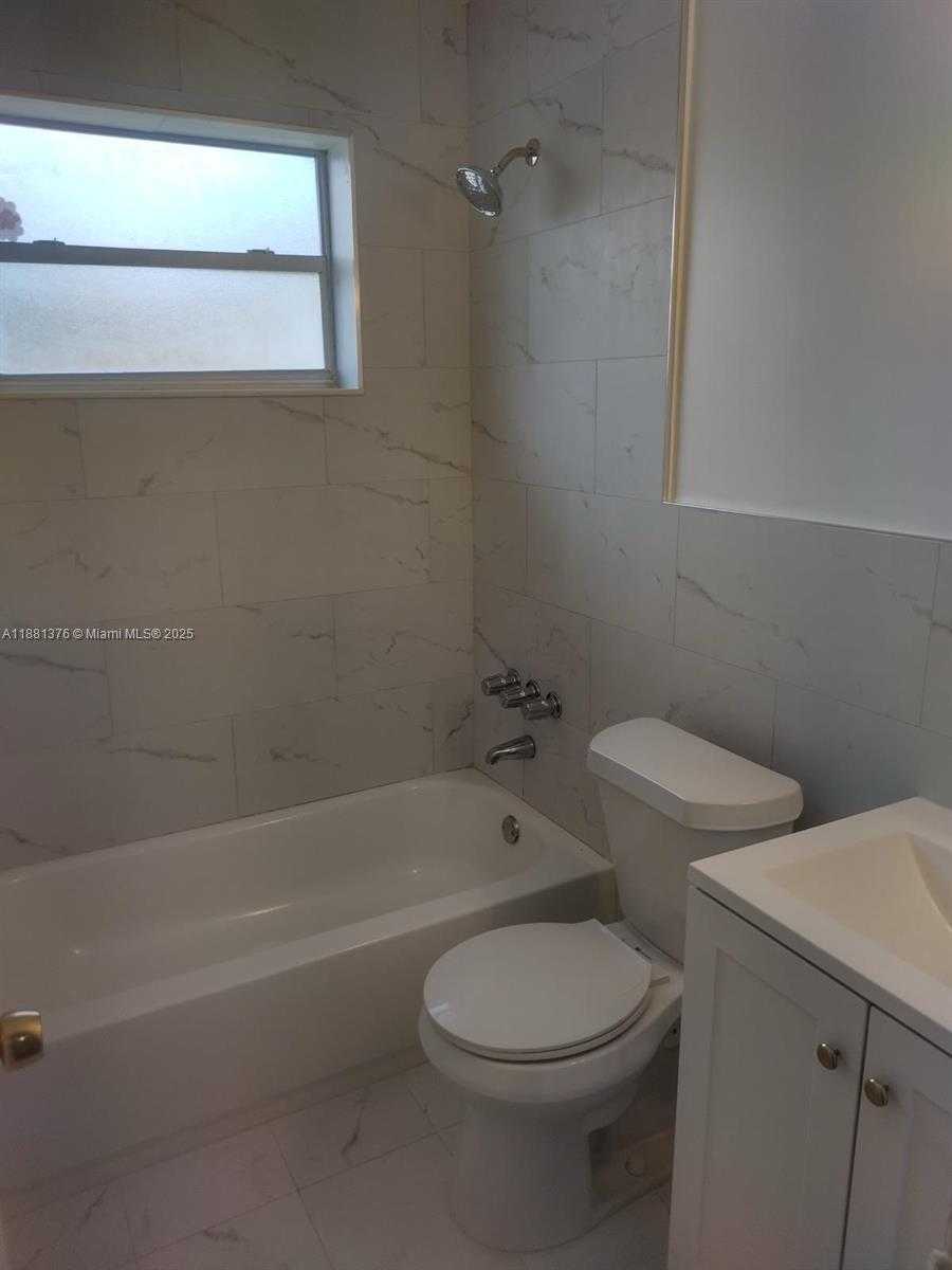 Small Image of 2835 NORTH WEST 22ND AVE #4, Miami Number 34