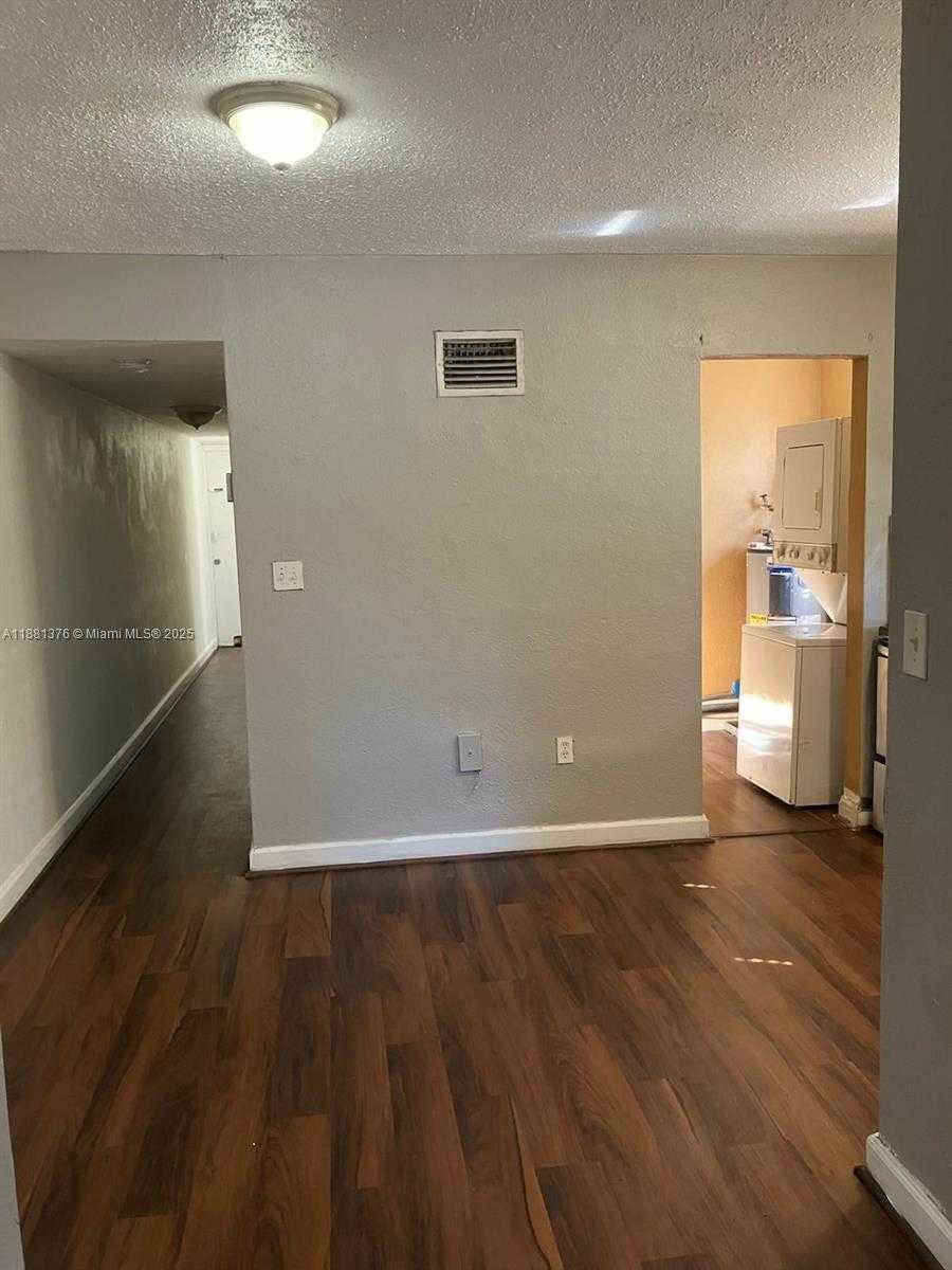 Small Image of 2835 NORTH WEST 22ND AVE #4, Miami Number 51