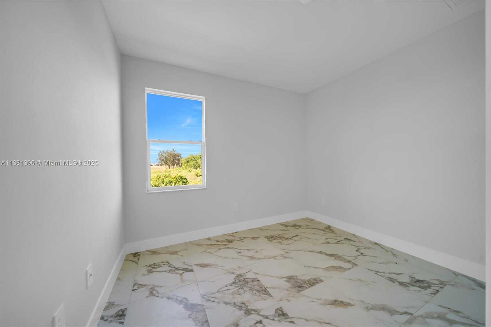 Small Image of 350 PULLMAN ST, Lehigh Acres Number 31