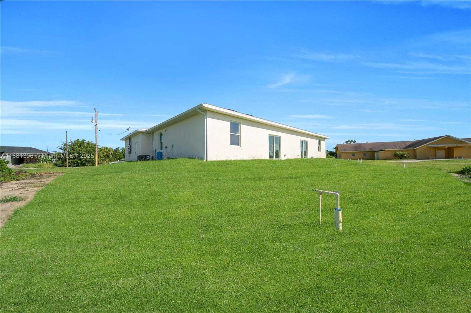 Small Image of 350 PULLMAN ST, Lehigh Acres Number 47
