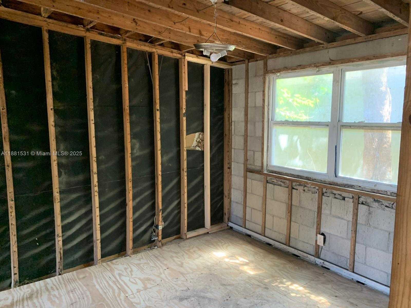 Small Image of 1630 BARNETT ST, Jacksonville Number 12