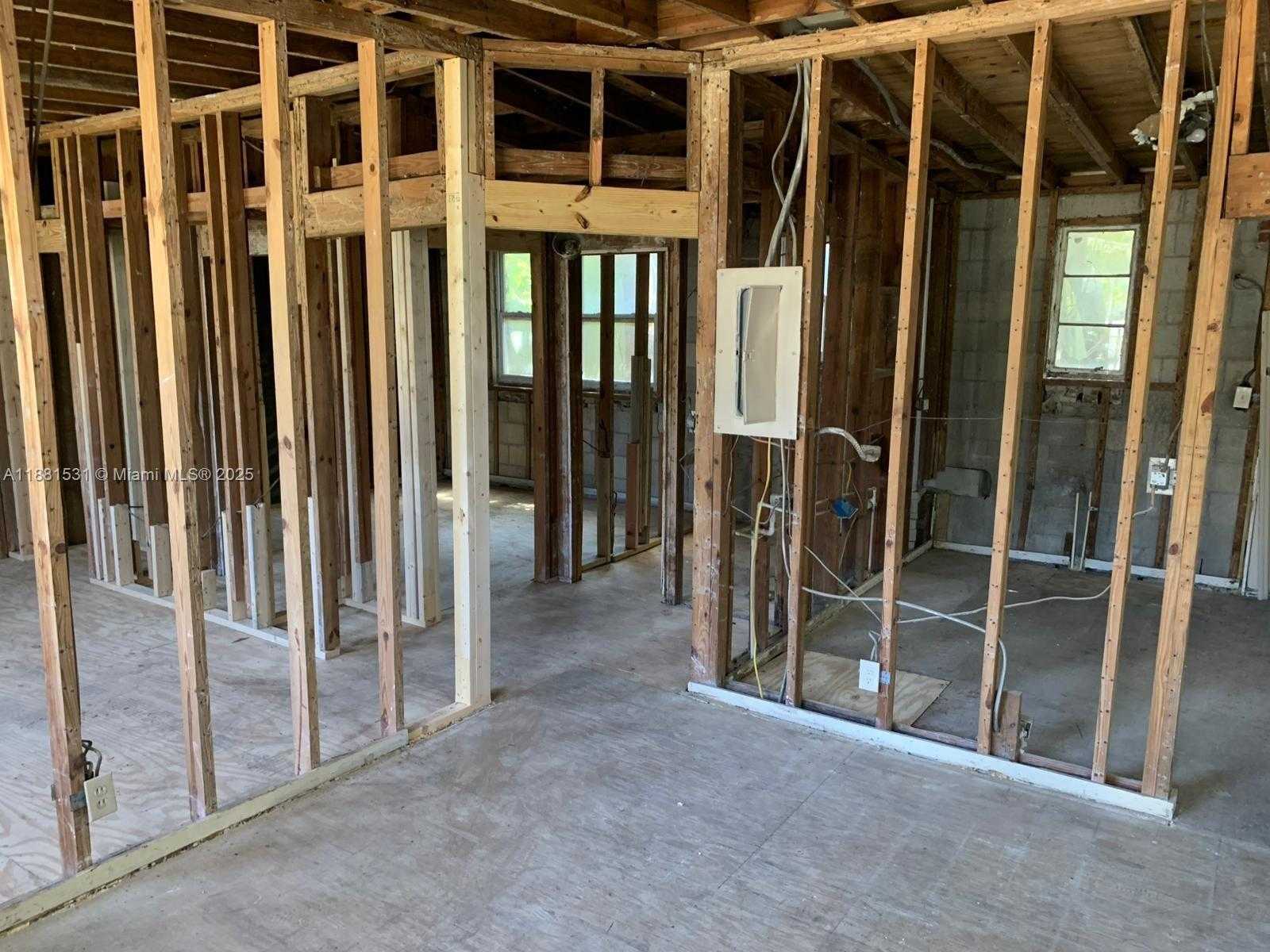 Small Image of 1630 BARNETT ST, Jacksonville Number 13