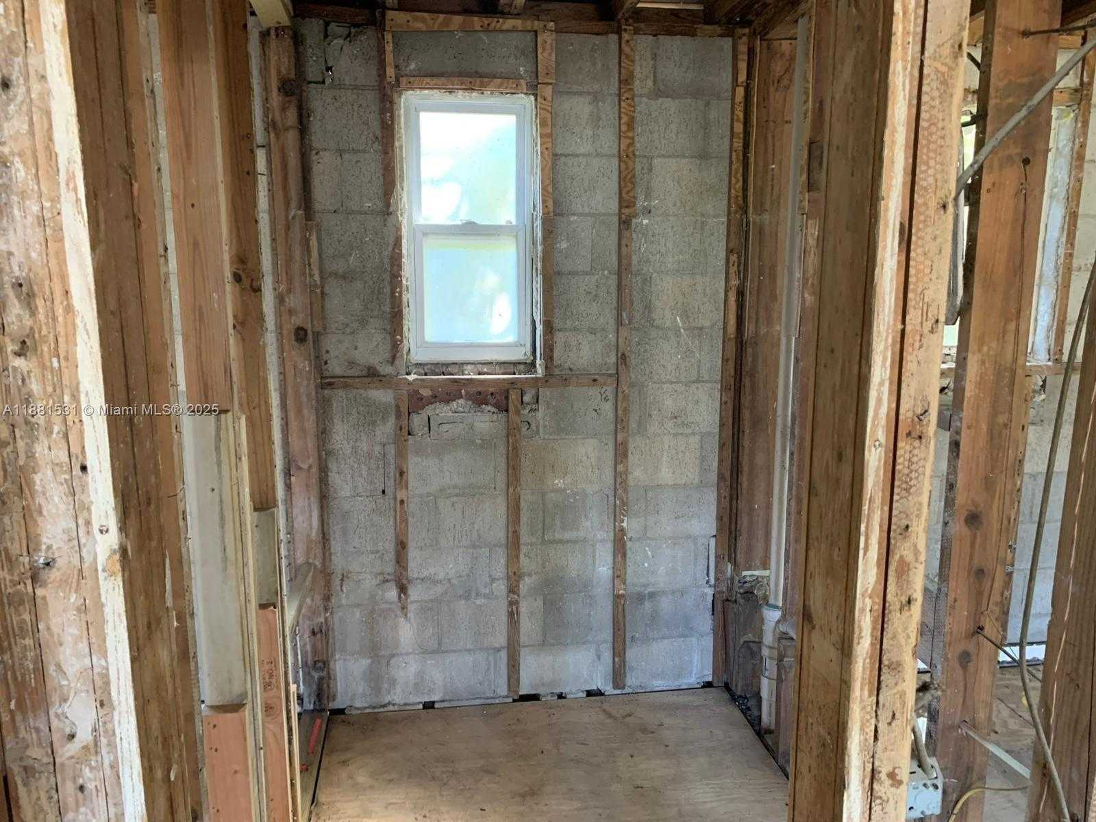 Small Image of 1630 BARNETT ST, Jacksonville Number 15