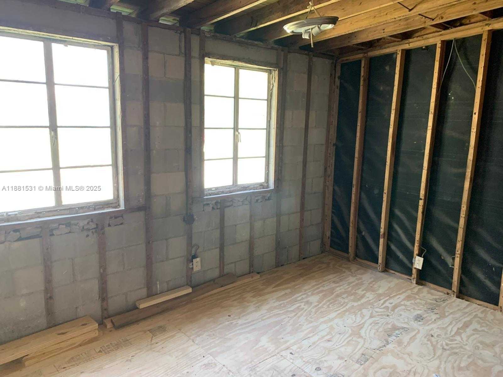 Small Image of 1630 BARNETT ST, Jacksonville Number 16