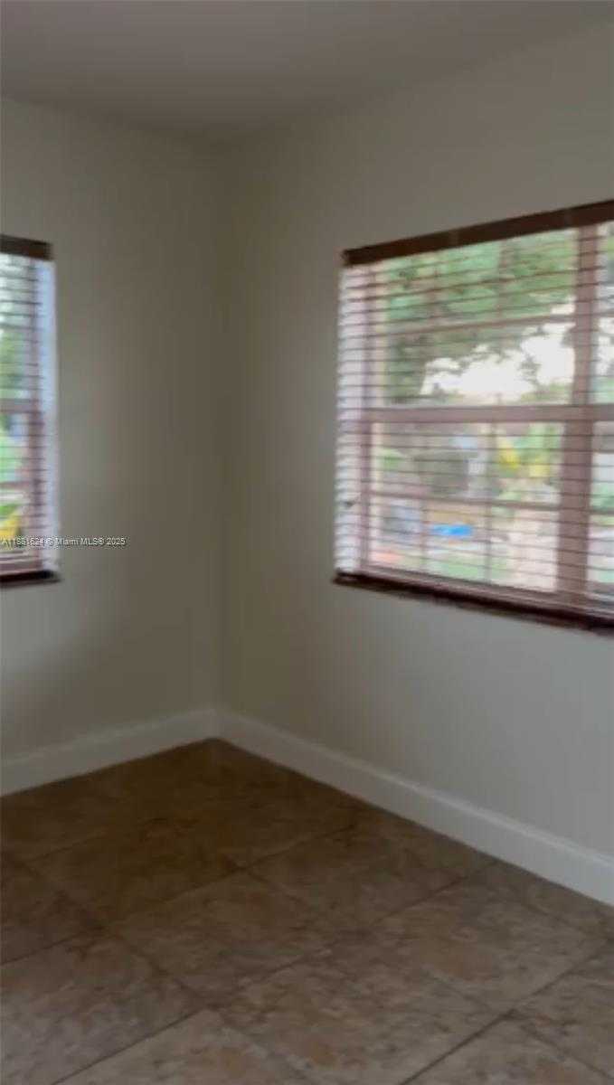 Small Image of 750 NORTH WEST 24 AVE, Miami Number 6
