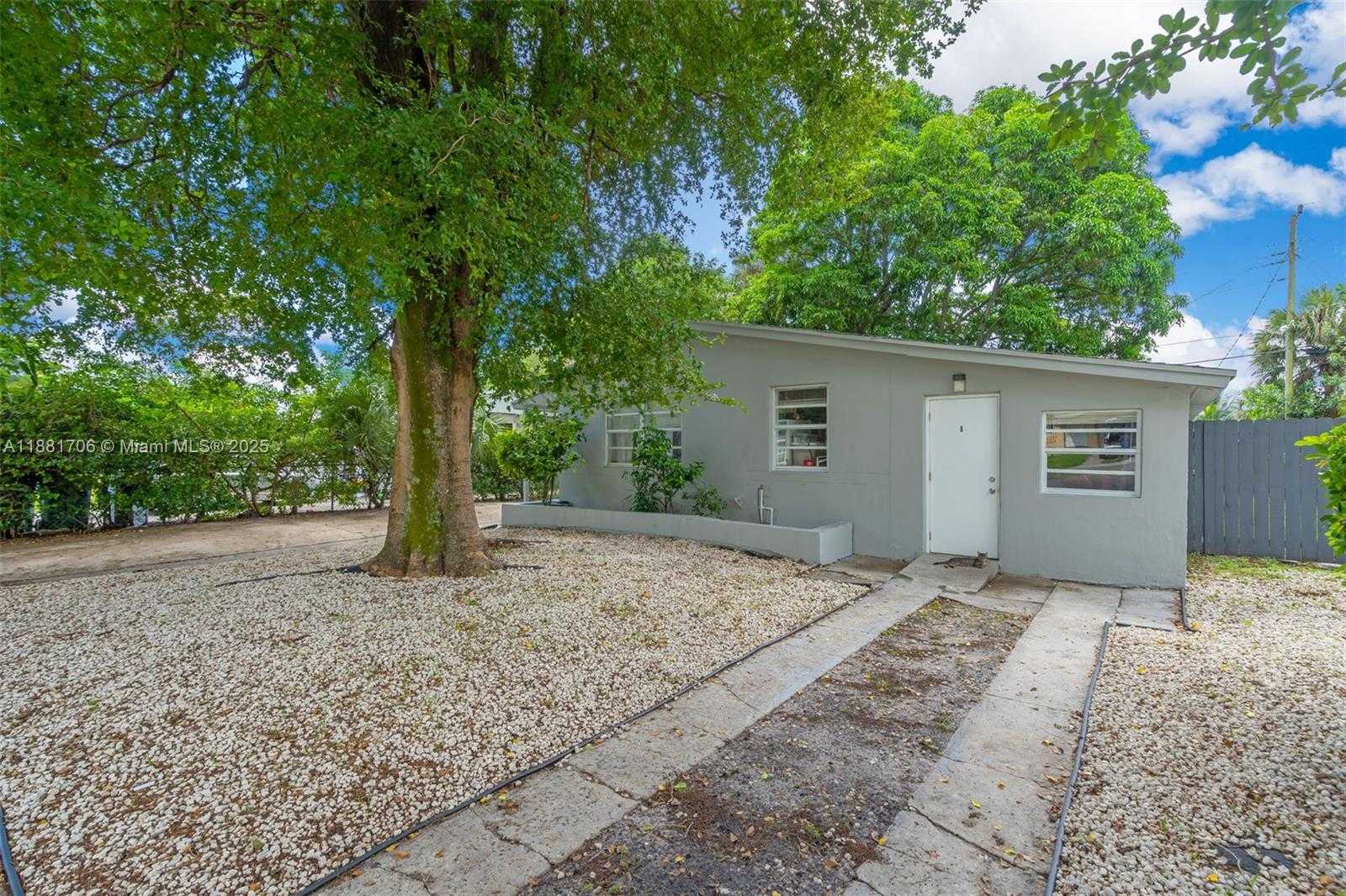 Small Image of 3380 NORTH WEST 8TH PL #3, Lauderhill Number 3