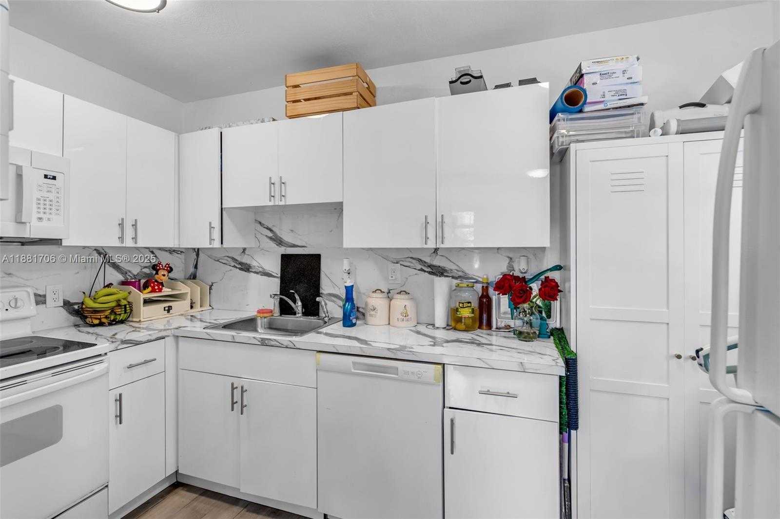Small Image of 3380 NORTH WEST 8TH PL #3, Lauderhill Number 6
