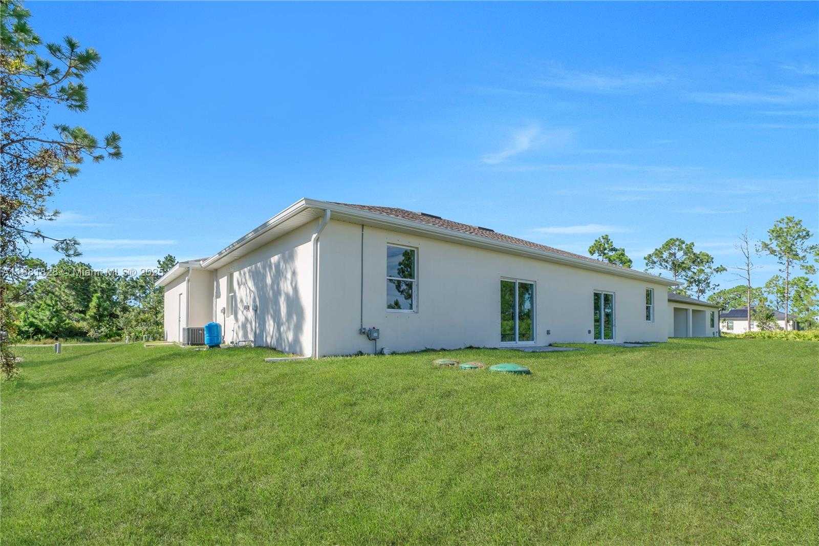 Small Image of 261 GRANT BLVD, Lehigh Acres Number 21