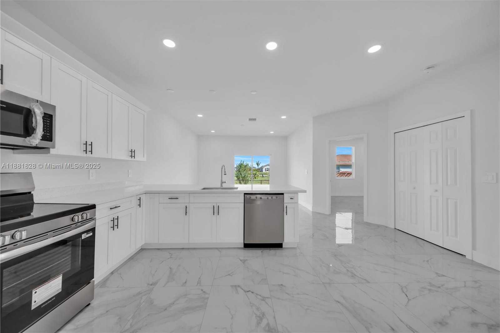 Small Image of 261 GRANT BLVD, Lehigh Acres Number 51