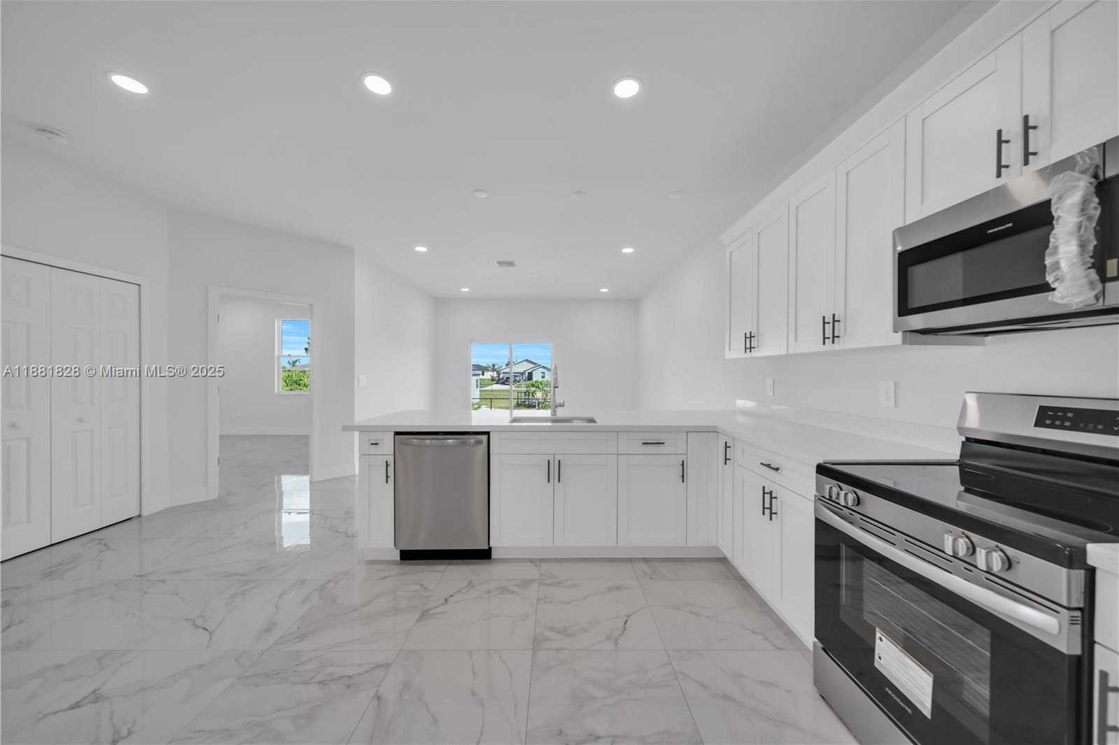 Small Image of 261 GRANT BLVD, Lehigh Acres Number 68