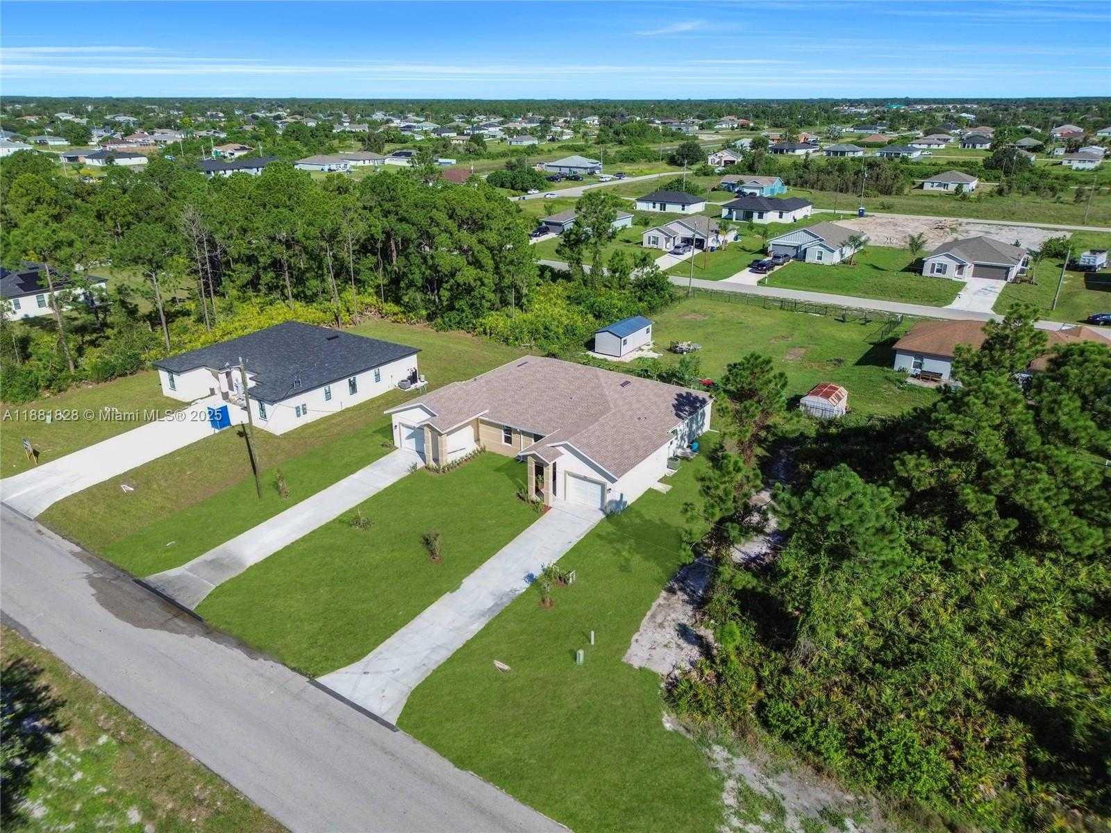 Small Image of 261 GRANT BLVD, Lehigh Acres Number 7
